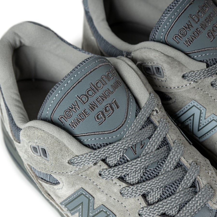 thisisneverthat x New Balance Made in UK U991V2
