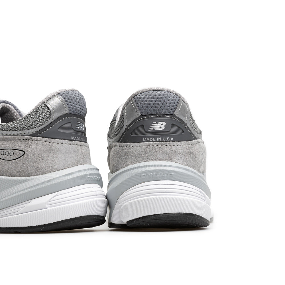 M990V6 Made in USA | Grey