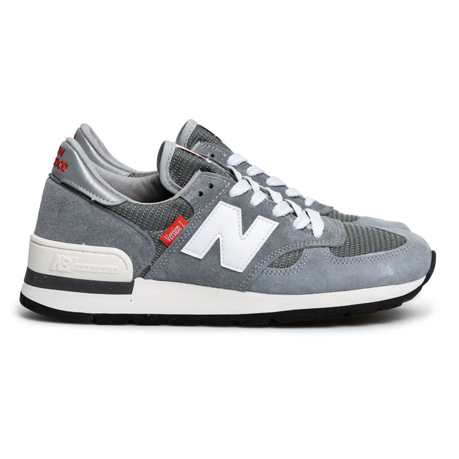 M990VS1 Made in USA | Grey