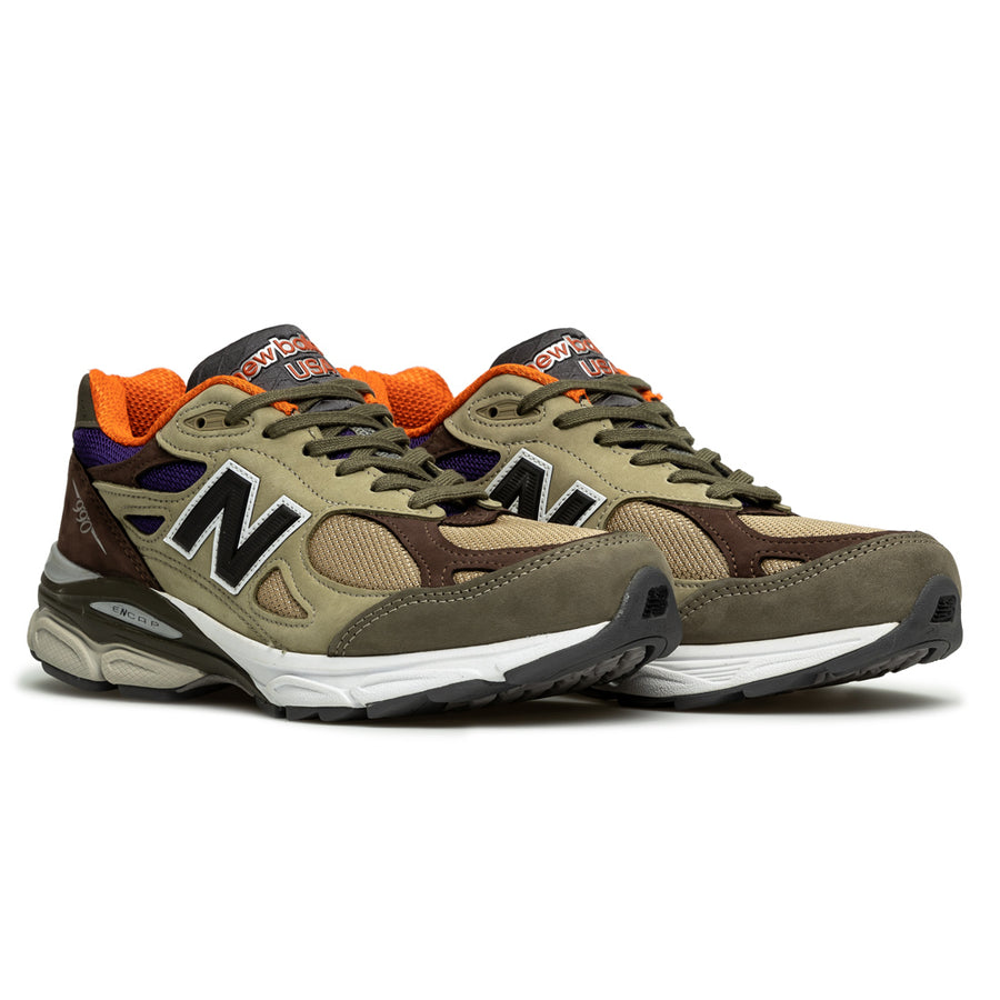 New Balance x Teddy Santis M990V3 Made in USA | Tan Blue